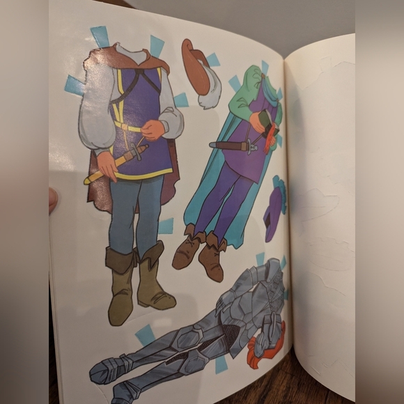 Vintage Disney Snow White Canadian Release Deluxe Paper Dolls Uncut - Picture 8 of 11